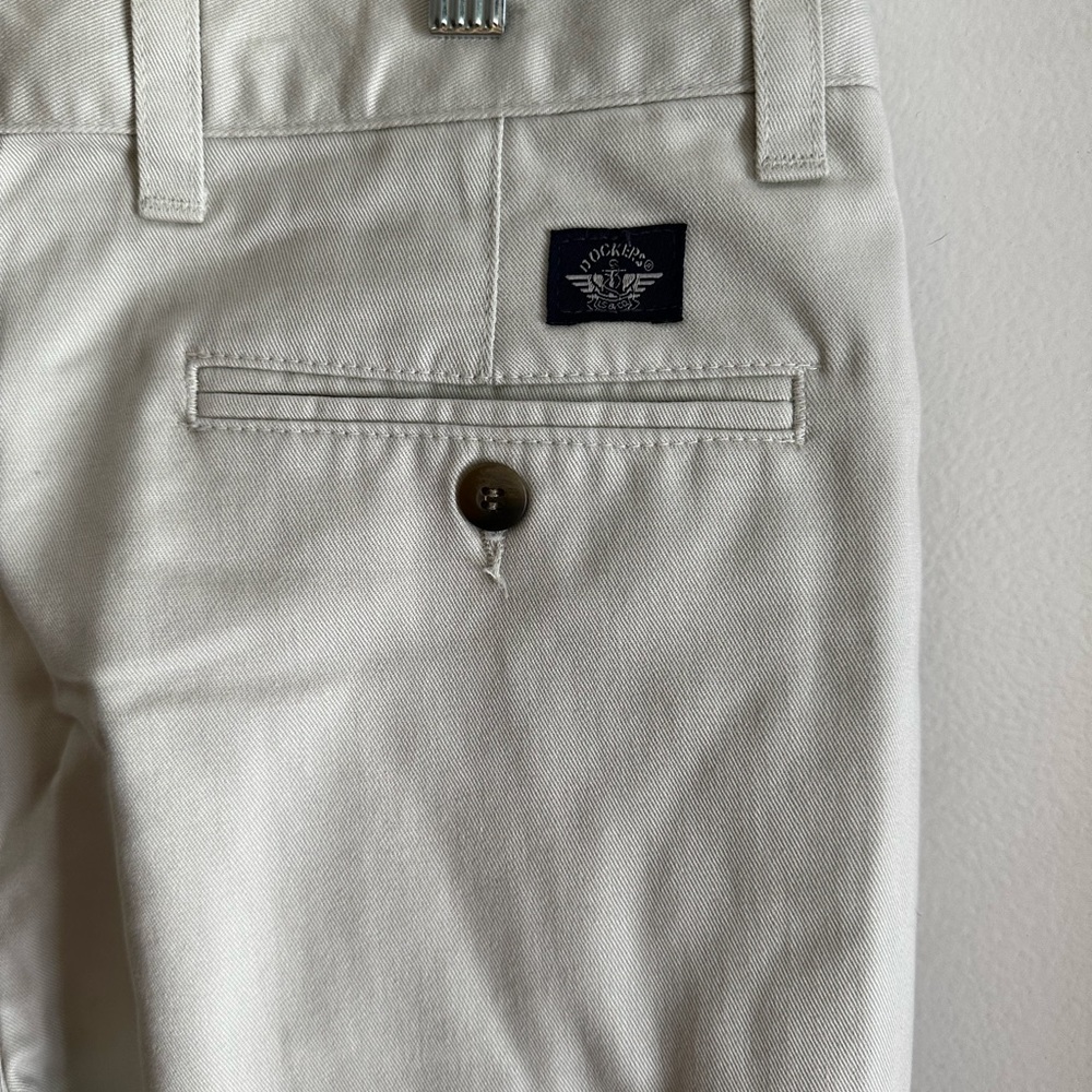 Light Tan Dockers Khakis - Picture 4 of 9